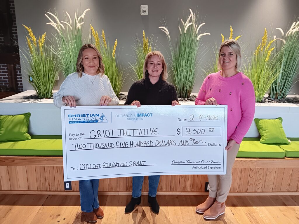 Check presentation to the Griot initiative